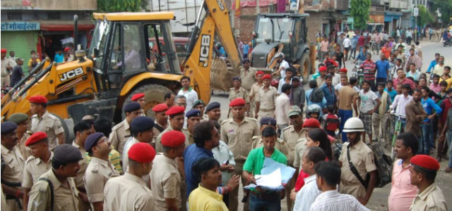 प्रामाणिक जन आन्दोलन ने भागलपुर अतिक्रमण हटाया (वीडियो देखें)